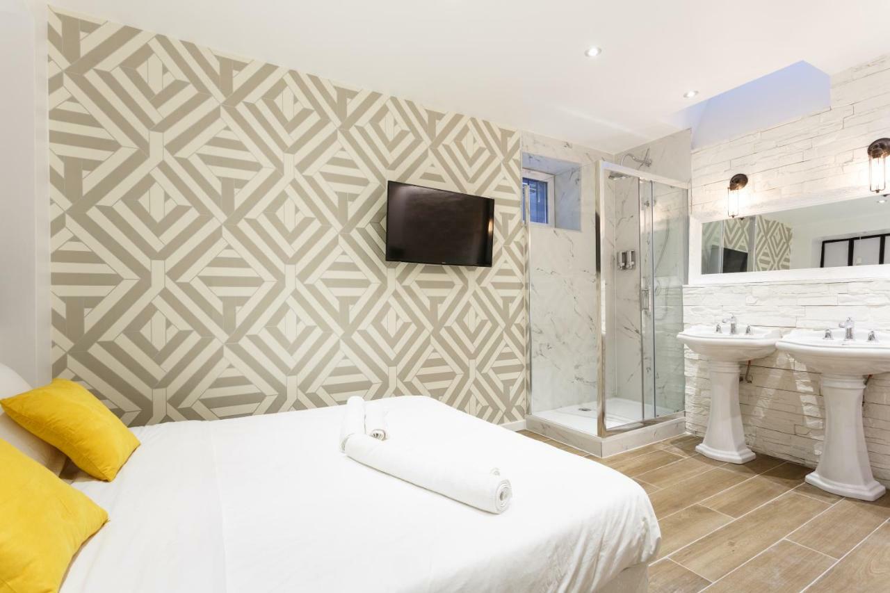 Lovely Place In A Quiet Area Between Invalides Et Eiffel Tower Apartment Paris Exterior photo