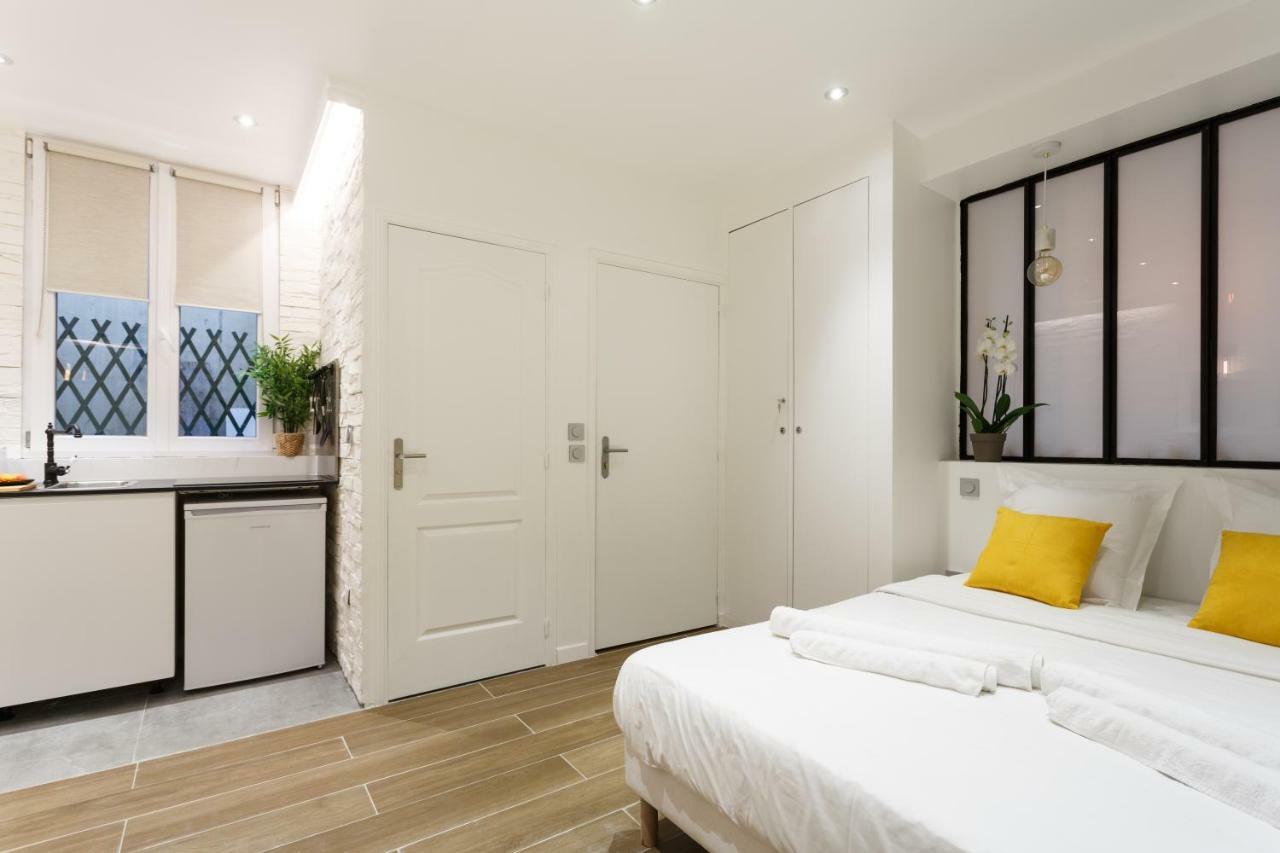 Lovely Place In A Quiet Area Between Invalides Et Eiffel Tower Apartment Paris Exterior photo