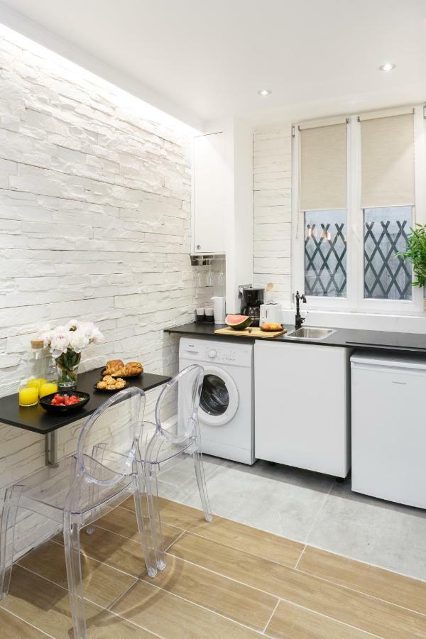 Lovely Place In A Quiet Area Between Invalides Et Eiffel Tower Apartment Paris Exterior photo