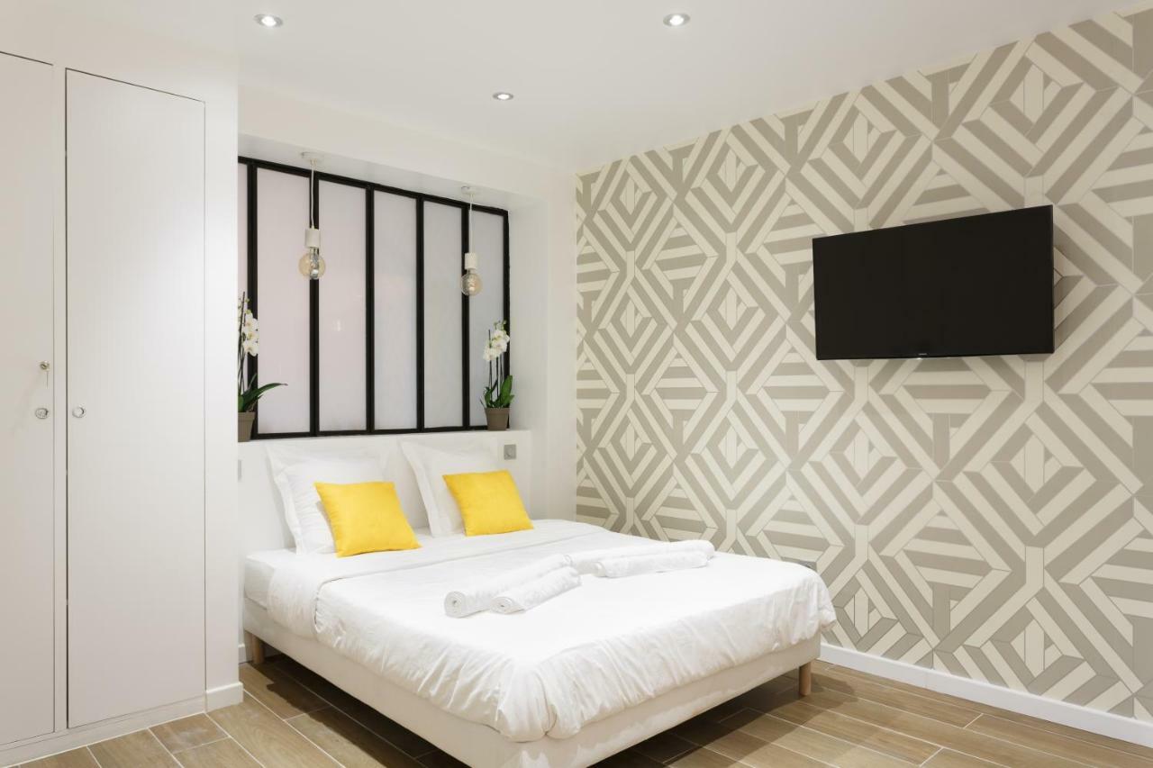 Lovely Place In A Quiet Area Between Invalides Et Eiffel Tower Apartment Paris Exterior photo